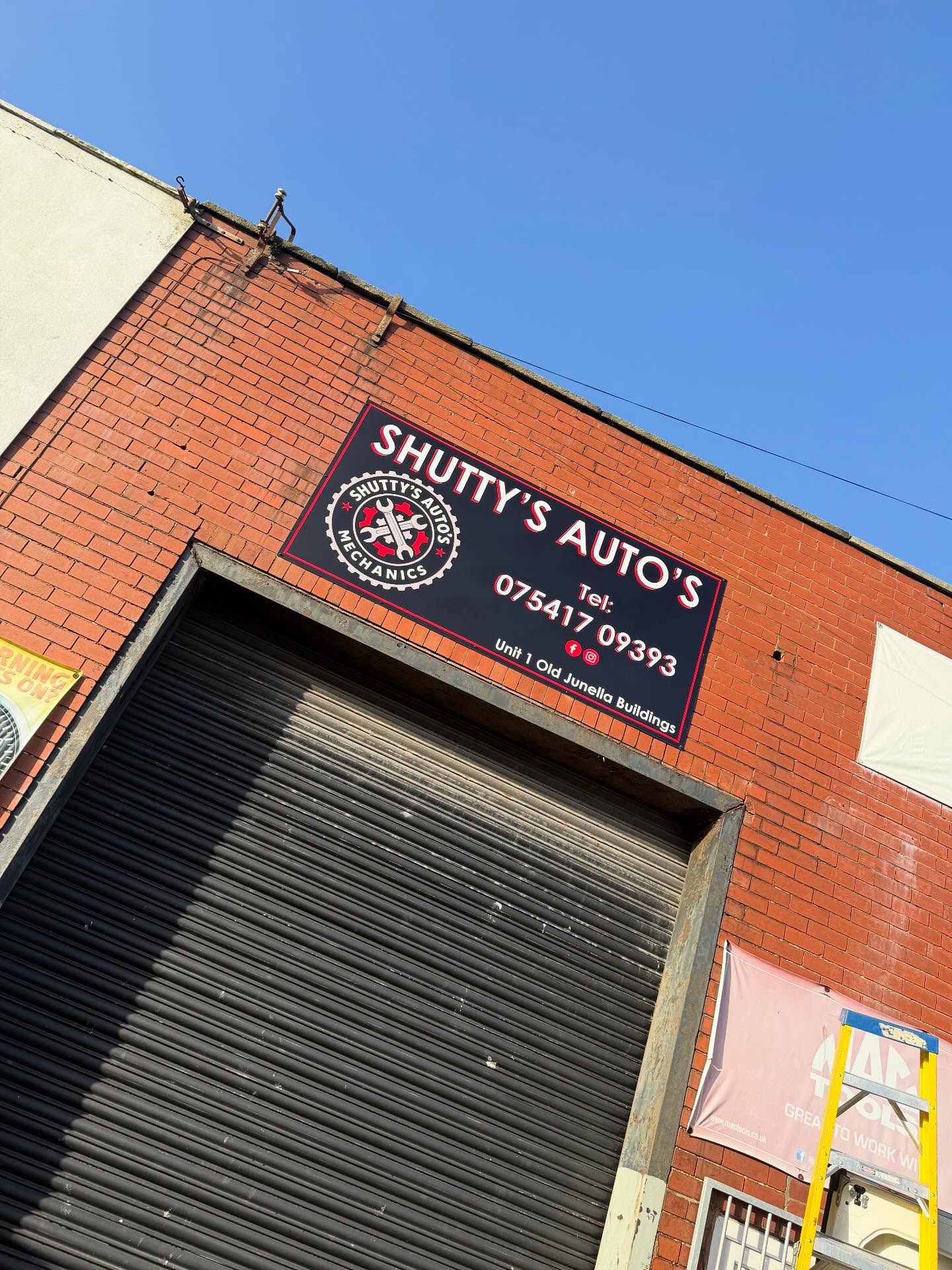Custom mechanics garage sign manufactured and installed by Ashton Signs